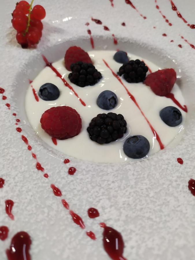 Albergo Ristorante Cacciatori Auronzo di Cadore Exterior foto