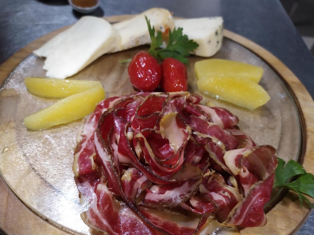 Albergo Ristorante Cacciatori Auronzo di Cadore Exterior foto