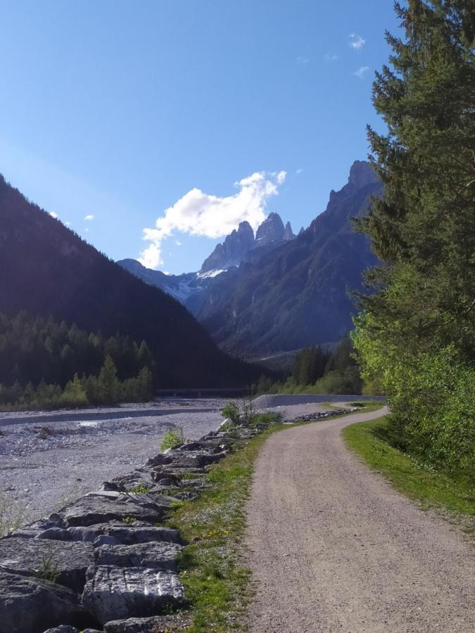 Albergo Ristorante Cacciatori Auronzo di Cadore Exterior foto